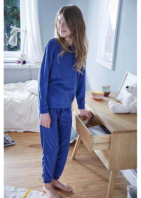 Zamat. pyžamo, domáci úbor,v140,9-10r, 140