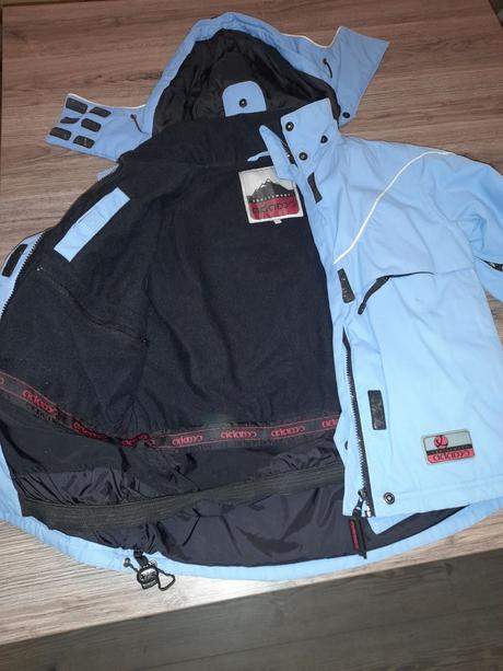 Lyžiarska bunda svetlo modrá, s