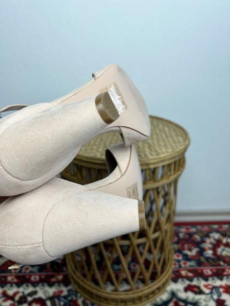 Nude krémové béžové lodičky sandále asos, 36