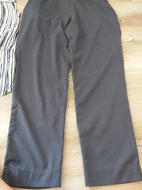 Nenosené dámske nohavice hm 38, blúzka zdarma, 38