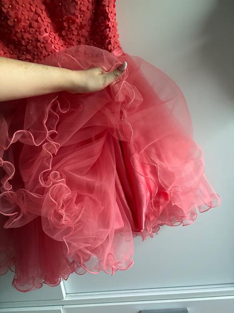 Krátke spoločenské ružové šaty, l