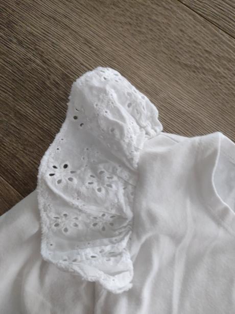 Natelnik s volanmi slim, 140