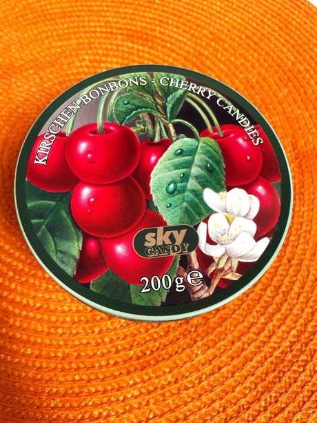 Plechové krabičky 8 ks,