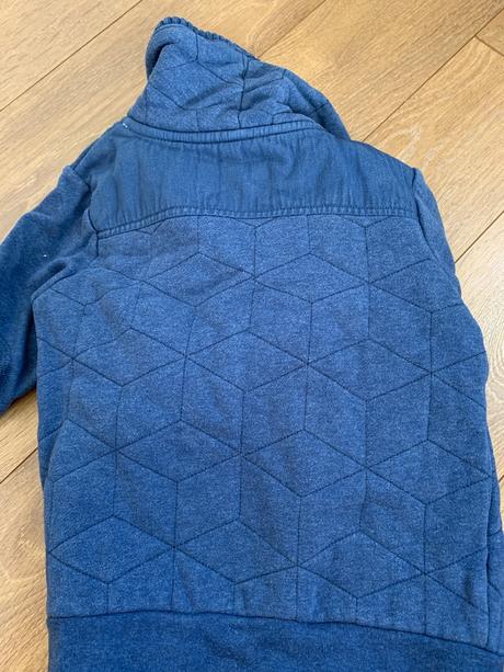 Hrubšia mikina, rebel,104