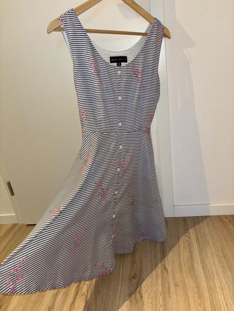 Pruhované letné šaty, m