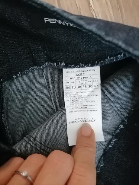 Sukna penny black m, 38