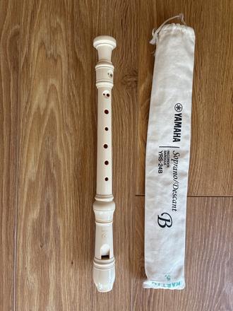 Plastová sopranova flauta,