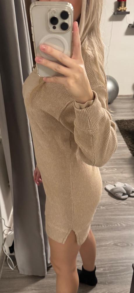 Svetrové šaty, bershka,xs