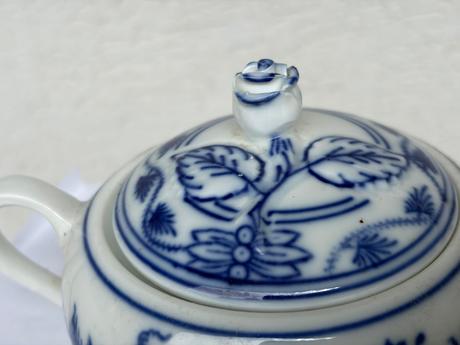Cukornicka porcelan cibulak dubi pravy cibulak s r,