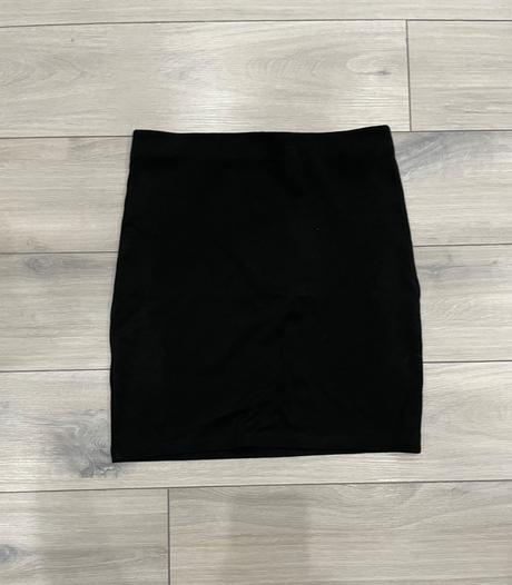 Čierna sukňa s, h&m,s