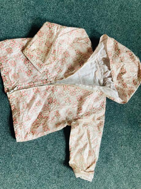 Bundicka pršiplášť, tu,92