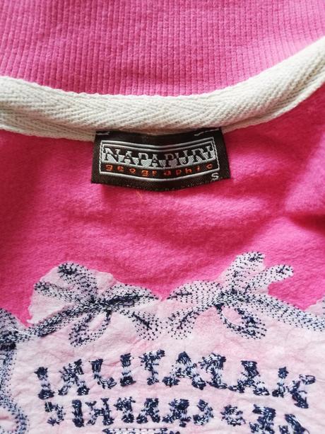 Mikina vel. s, cena s postou, napapijri,s