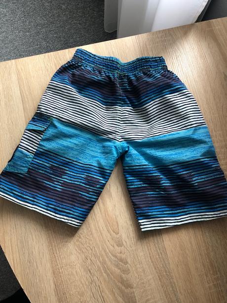 Kúpacie šortky, 140