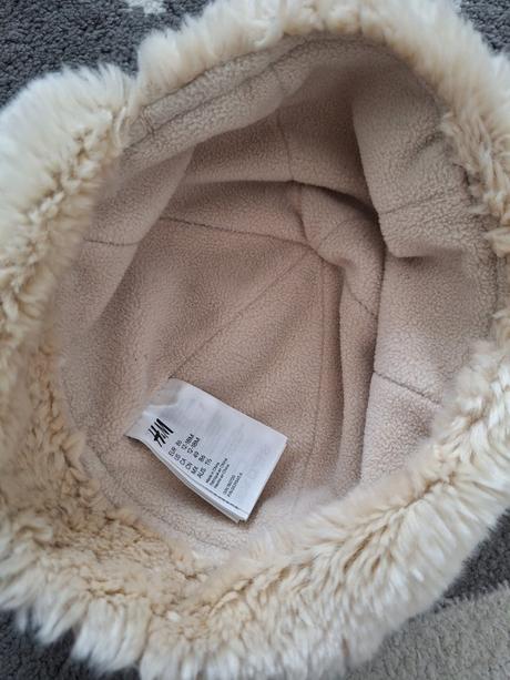 Zimna ciapka / baranica s uskami, h&m,86