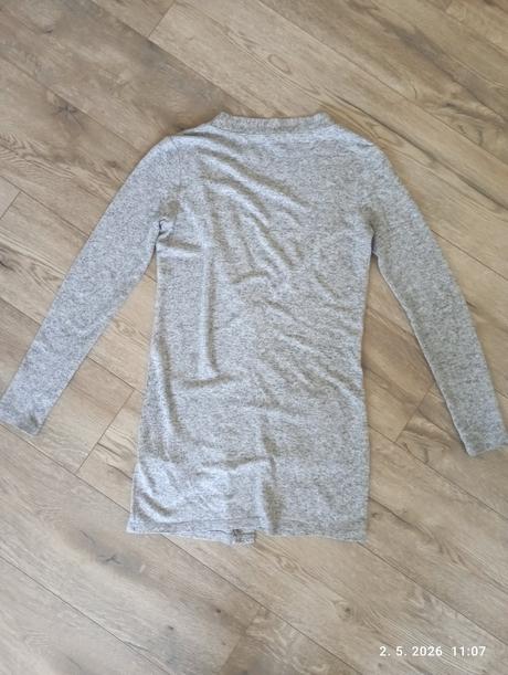 Jednoduchý kardigán s/xs (už s poštou), amisu,s
