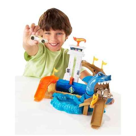 Hot wheels color shifters žraločí prístav,