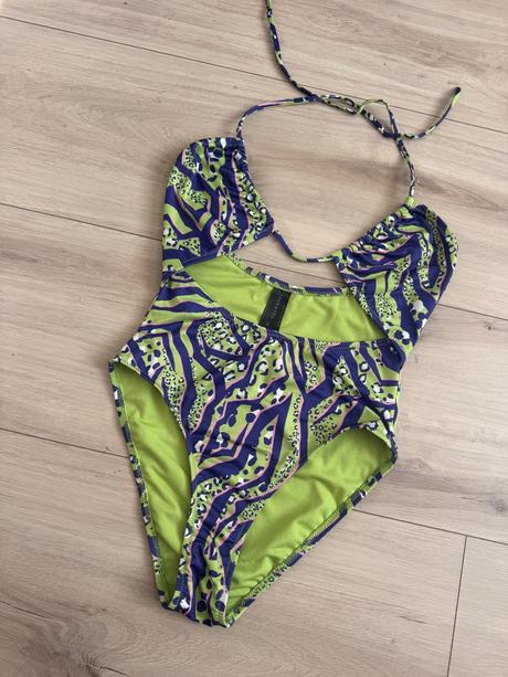 Jednodielne plavky trendyol, 34