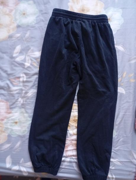 Čierne tepláky adidas č.152, adidas,152