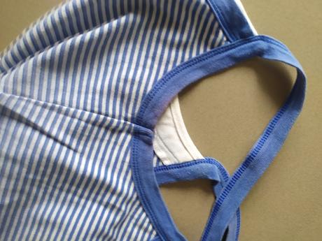 720 tricko namornicke plus cervene a  tepláky, s