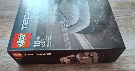 Lego technic 42173 sivé hyperauto,
