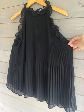 Luxusný čierny plisovaný top, zara,s
