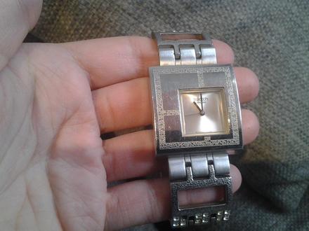 Hodinky swatch,