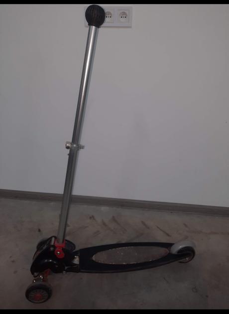 Nastaviteľná kolobežka,