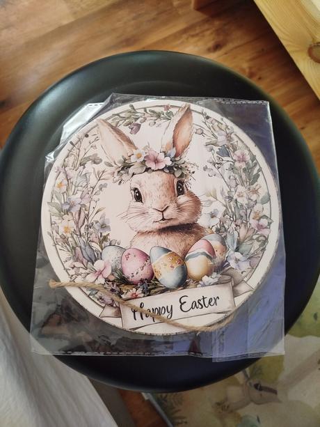 Drevená dekorácia na veľkú noc, 