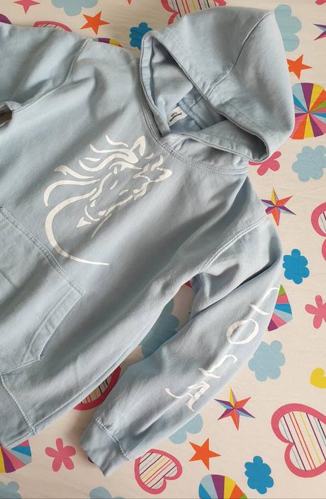 Mikinka s koňom just hoods na 9-11r., 140