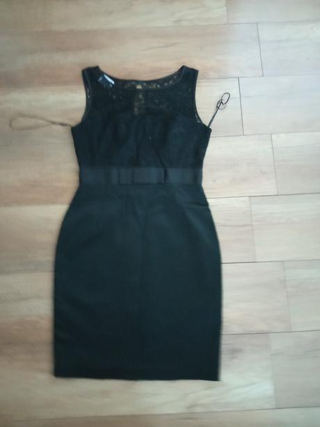 Spoločenské šaty s krajkou m, m