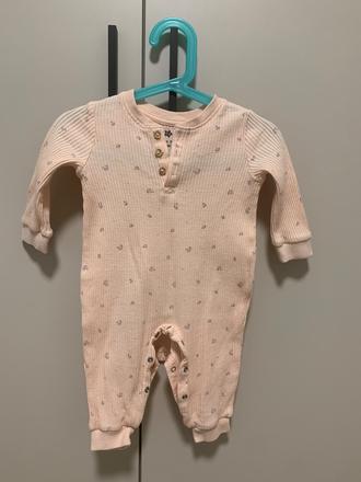 Pyžamkový overál s kvietkami, 68