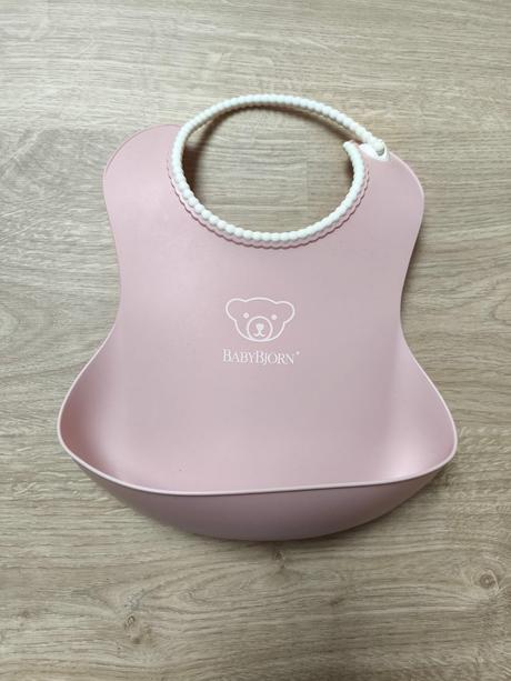 Plastový podbradník, 