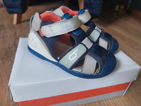 Sandalky biomechanics, 23