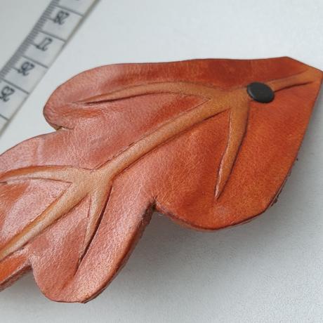 Kožená spona do vlasov, 