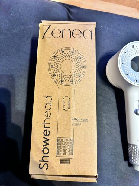 Zenea sprchová hlavica,