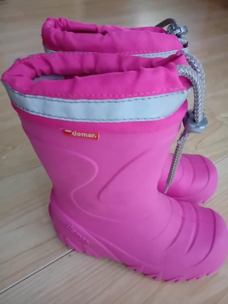 Snehule a gumáky demar, demar,29