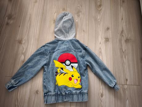 Riflovka s kapucňou pikaču, sinsay,122