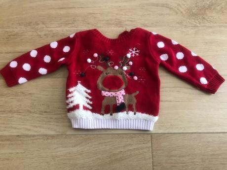 Krásny vianočný svetrík+ponožky gratis, f&f,74