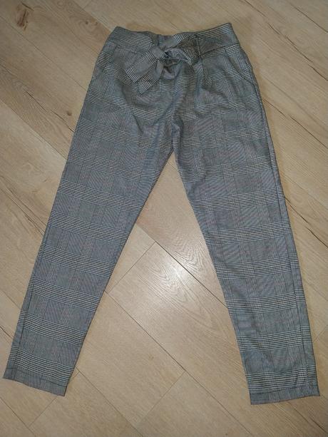 Štýlové nohavice, 158