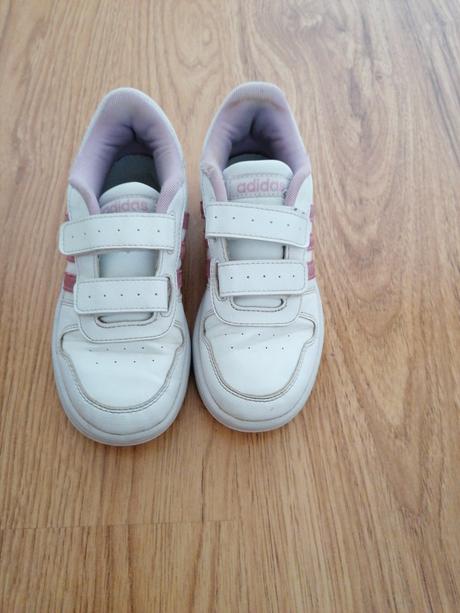 Tenisky, papuče, 32