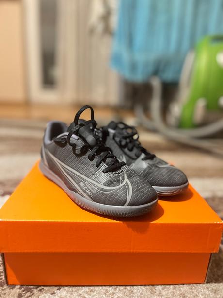 Detské halovky nike mercurial, nike,33