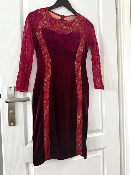 Bordové koktejlové šaty, m