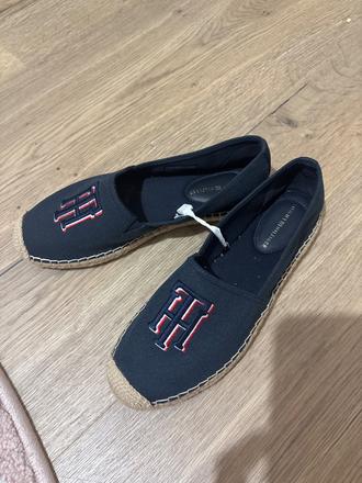 Topanky, tommy hilfiger,37