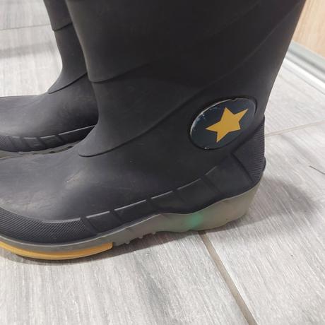 Gumaky 28, lupilu,28