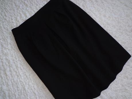 Dve dámske sukne vo veľ.m / 40, m