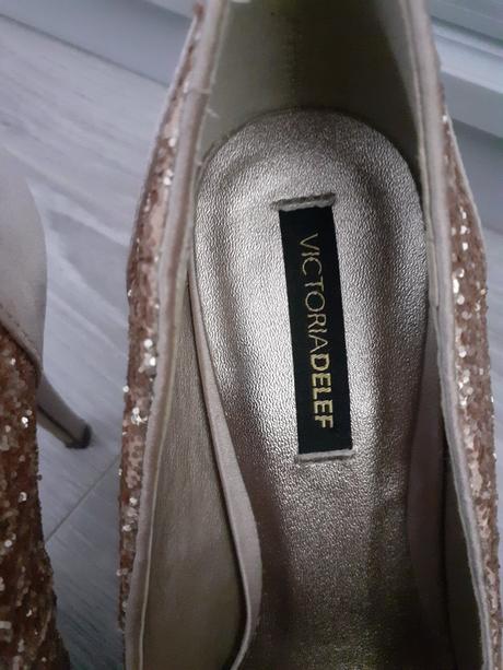 Lodičky zn. victoria delef veľ. 37, 37