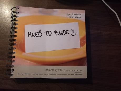 Hned to bude seria 2 knihy,