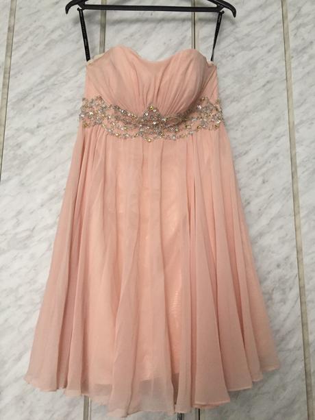 Spoločenske šaty, 38