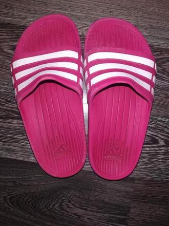 Šľapky adidas 32, adidas,32