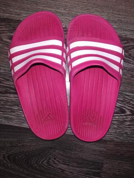 Šľapky adidas 32, adidas,32